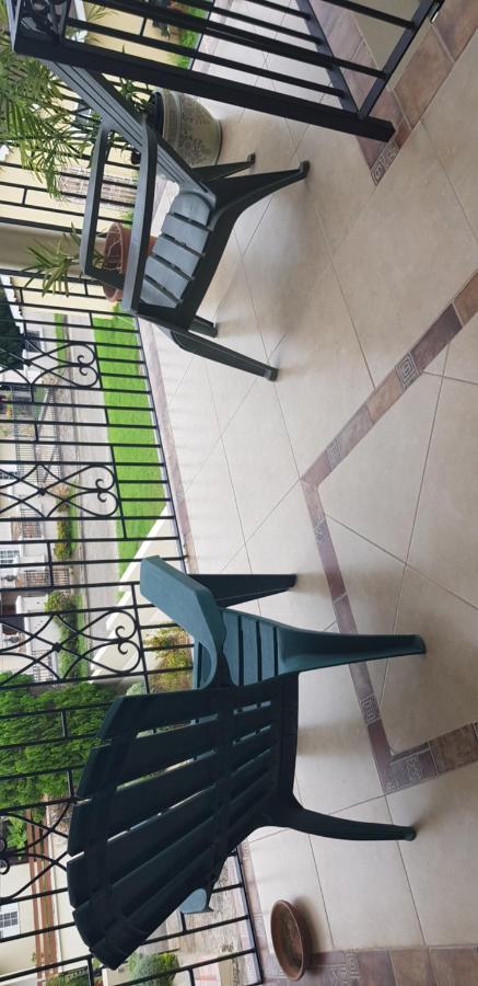Apartamento Ultimate Chill Montego Bay Exterior foto