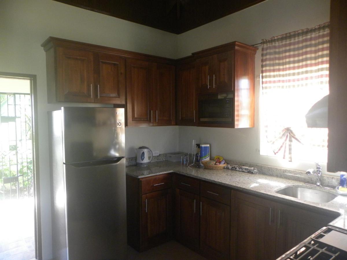 Apartamento Ultimate Chill Montego Bay Exterior foto
