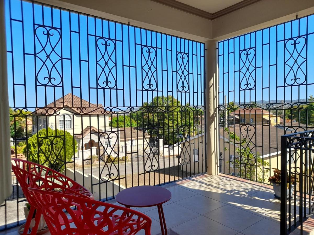 Apartamento Ultimate Chill Montego Bay Exterior foto